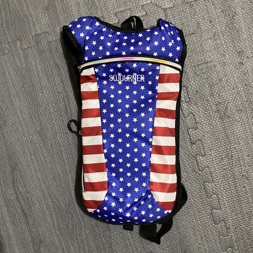 Sojourner bags 2 liter hydration backpack
